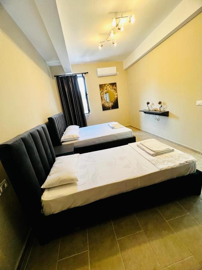 Kristian Apartments 베라트 외부 사진