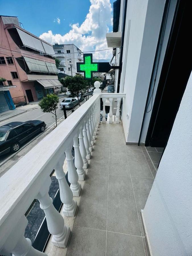 Kristian Apartments 베라트 외부 사진