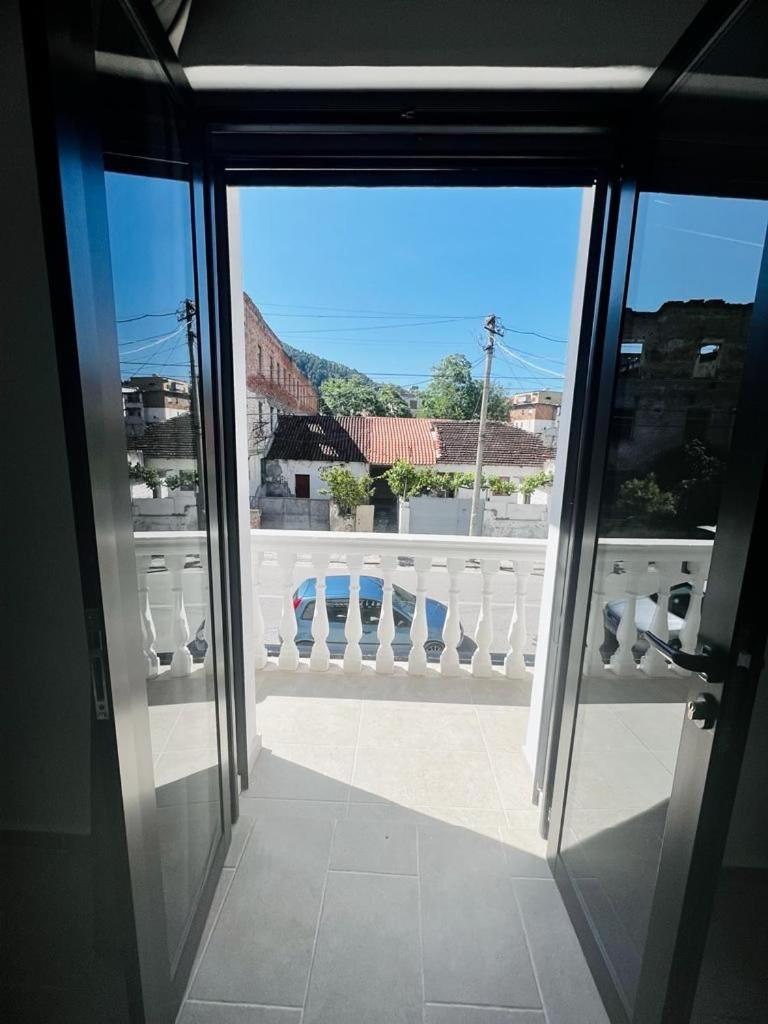 Kristian Apartments 베라트 외부 사진