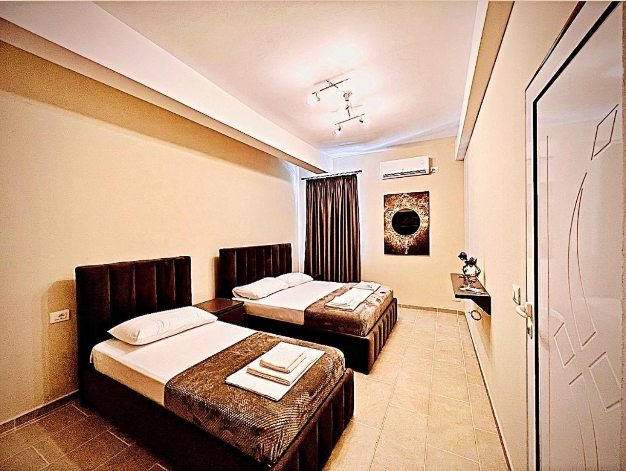 Kristian Apartments 베라트 외부 사진